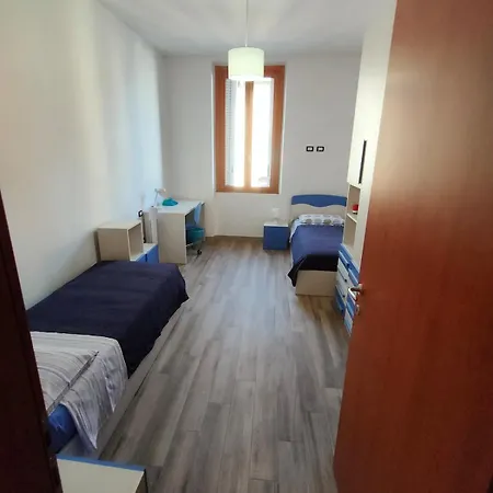Apartament In Bovisa Mediolan